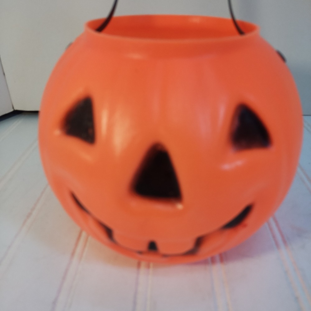 Pumpkin Pail Jack O Lantern Trick or Treat 6" Bucket Orange Blow Mold Halloween